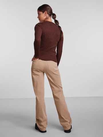 Pull-over 'Crista' PIECES en marron