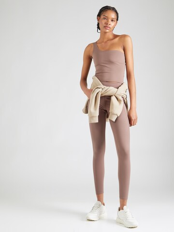 Girlfriend Collective Sports top 'Bianca' in Brown