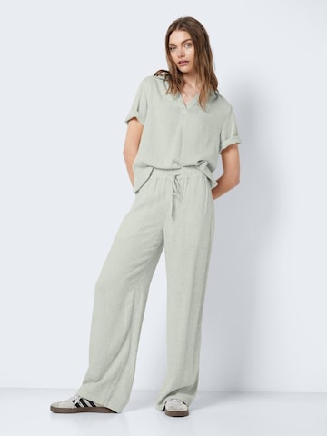 Loosefit Pantaloni 'LEILANI' di Noisy may in verde