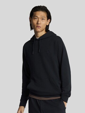 Lyle & Scott Sweatshirt 'Superfine' in Zwart: voorkant