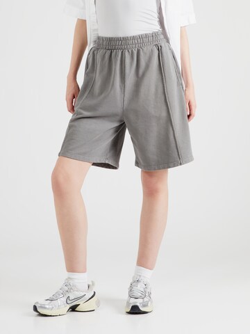 TOPSHOP Loosefit Παντελόνι σε γκρι: μπροστά