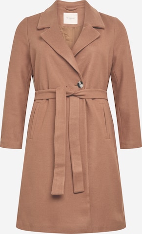 ONLY Carmakoma Between-seasons coat 'Tina' in Brown: front