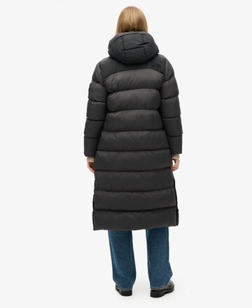 Superdry Wintermantel in Grijs