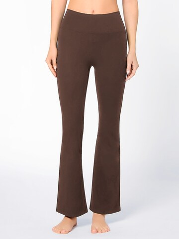 Nur Die Flared Leggings ' Relax & Go ' in Bruin: voorkant