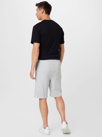 !Solid Regular Shorts 'Brenden' in Grau