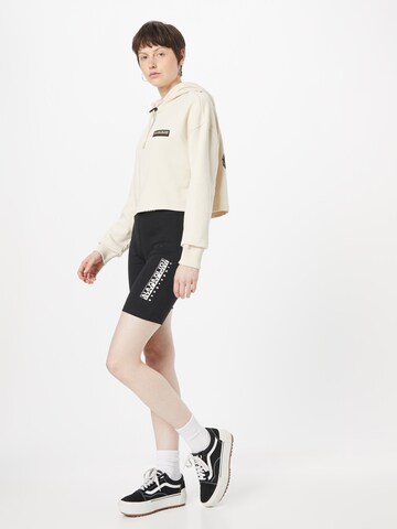 NAPAPIJRI Skinny Shorts in Schwarz