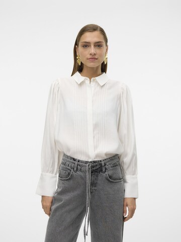 VERO MODA Blouse 'Dayma' in Wit: voorkant
