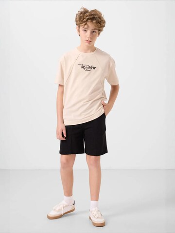 Tommy Life Regular Trousers in Black: front