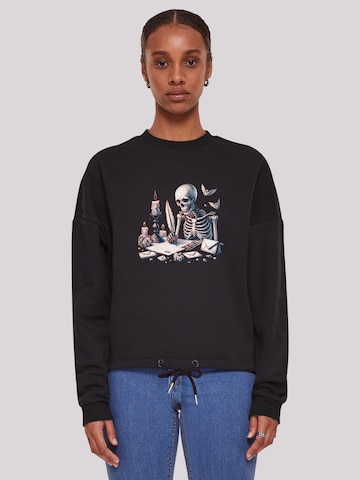Sweat-shirt 'Skelett Liebesbrief Valentinstag' F4NT4STIC en noir : devant
