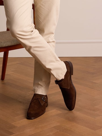 Chaussure basse MANFIELD en marron