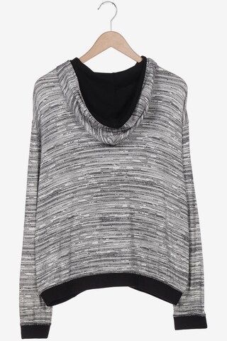 hessnatur Sweatshirt & Zip-Up Hoodie in L in Grey