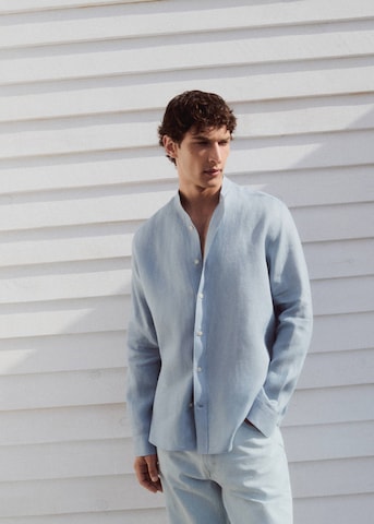 MANGO MAN Regular fit Button Up Shirt in Blue