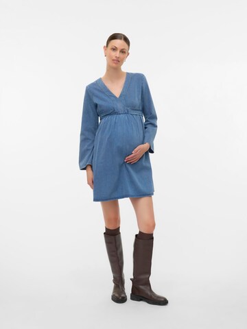 Robe MAMALICIOUS en bleu