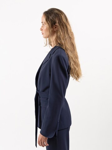 Costume 'Suit' Amarilde en bleu