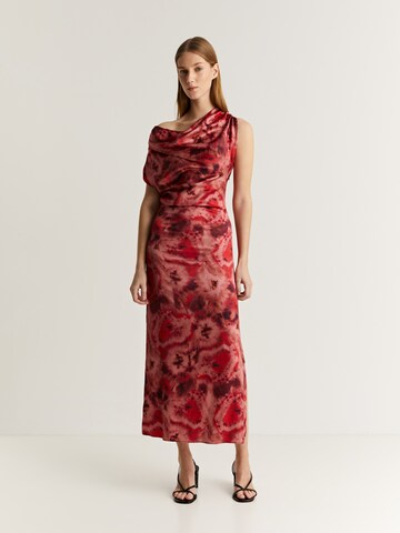 Scalpers Kleid in Rot: Vorderseite