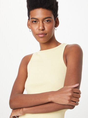 Haut Nasty Gal en jaune