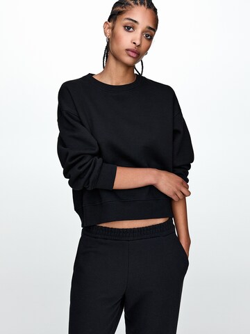 Pull&Bear Trenirka za tek | črna barva