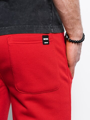 Effilé Pantalon 'P866' Ombre en rouge