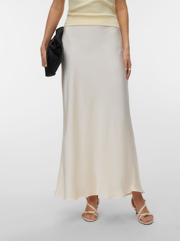 VERO MODA - Falda 'MIRO' en blanco: frente