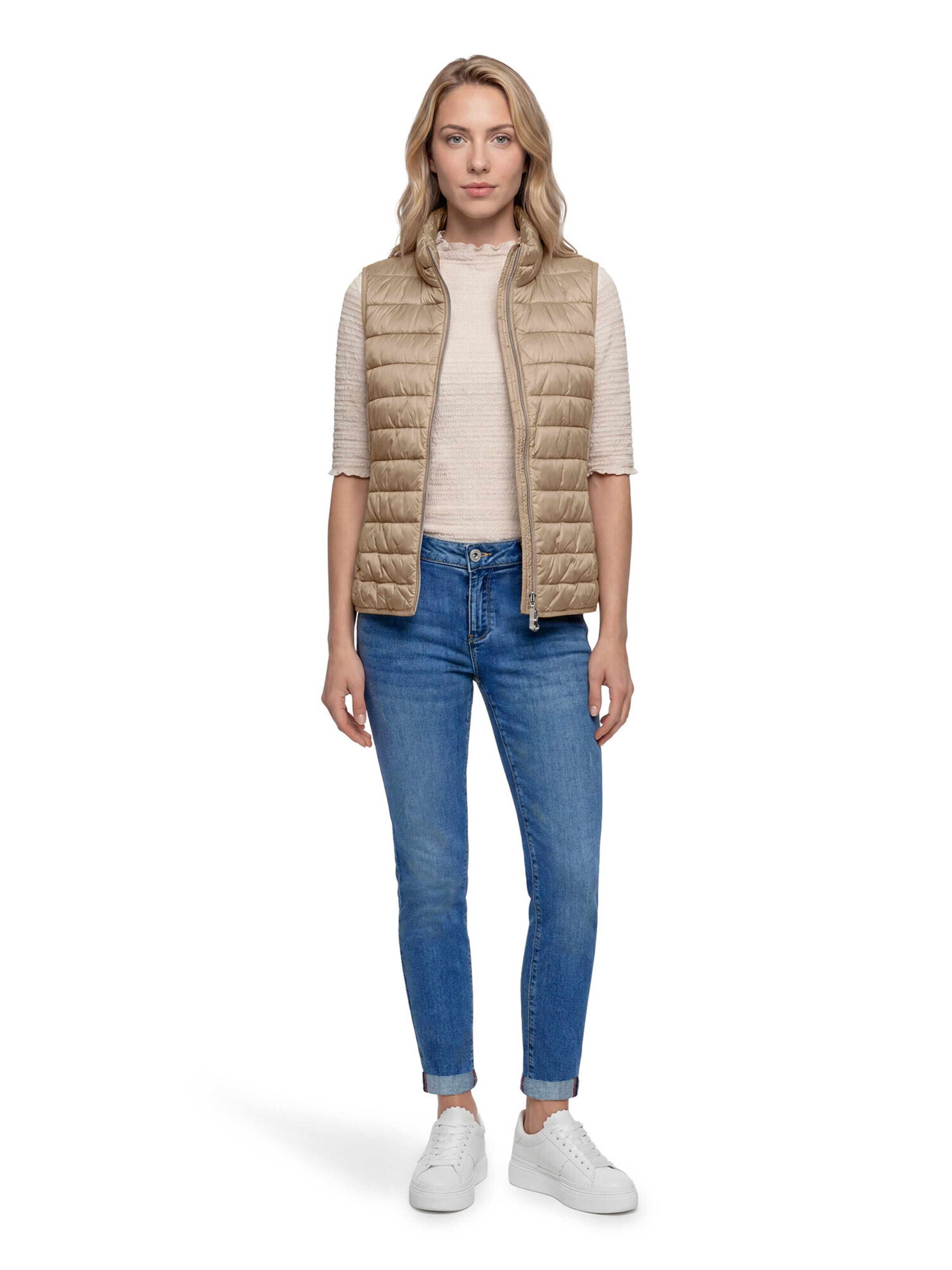 Betty Barclay Bodywarmer in Beige