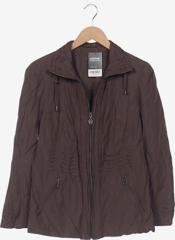 Atelier Goldner Schnitt Jacket & Coat in L in Brown: front