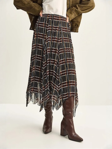 Bianco Lucci - Saia em verde: frente