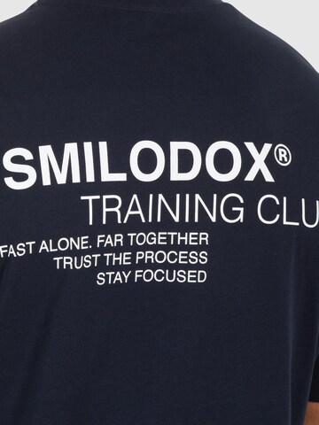 T-Shirt ' Cyris ' Smilodox en bleu