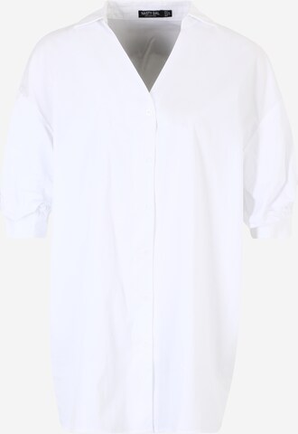 Robe-chemise Nasty Gal Petite en blanc : devant