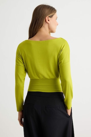 Trendyol Shirt in Green