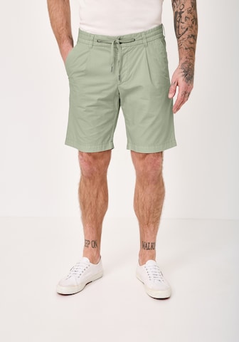 REDPOINT Regular Pants in Green: front