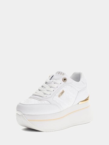 GUESS Sneaker 'Camrio' in Weiß