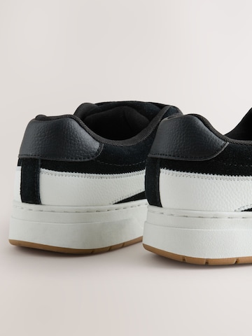 Next Низкие кроссовки 'Forever Comfort' в Черный