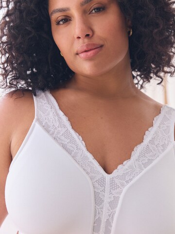 Next Minimizer Minimizer 'Forever Comfort' in Wit