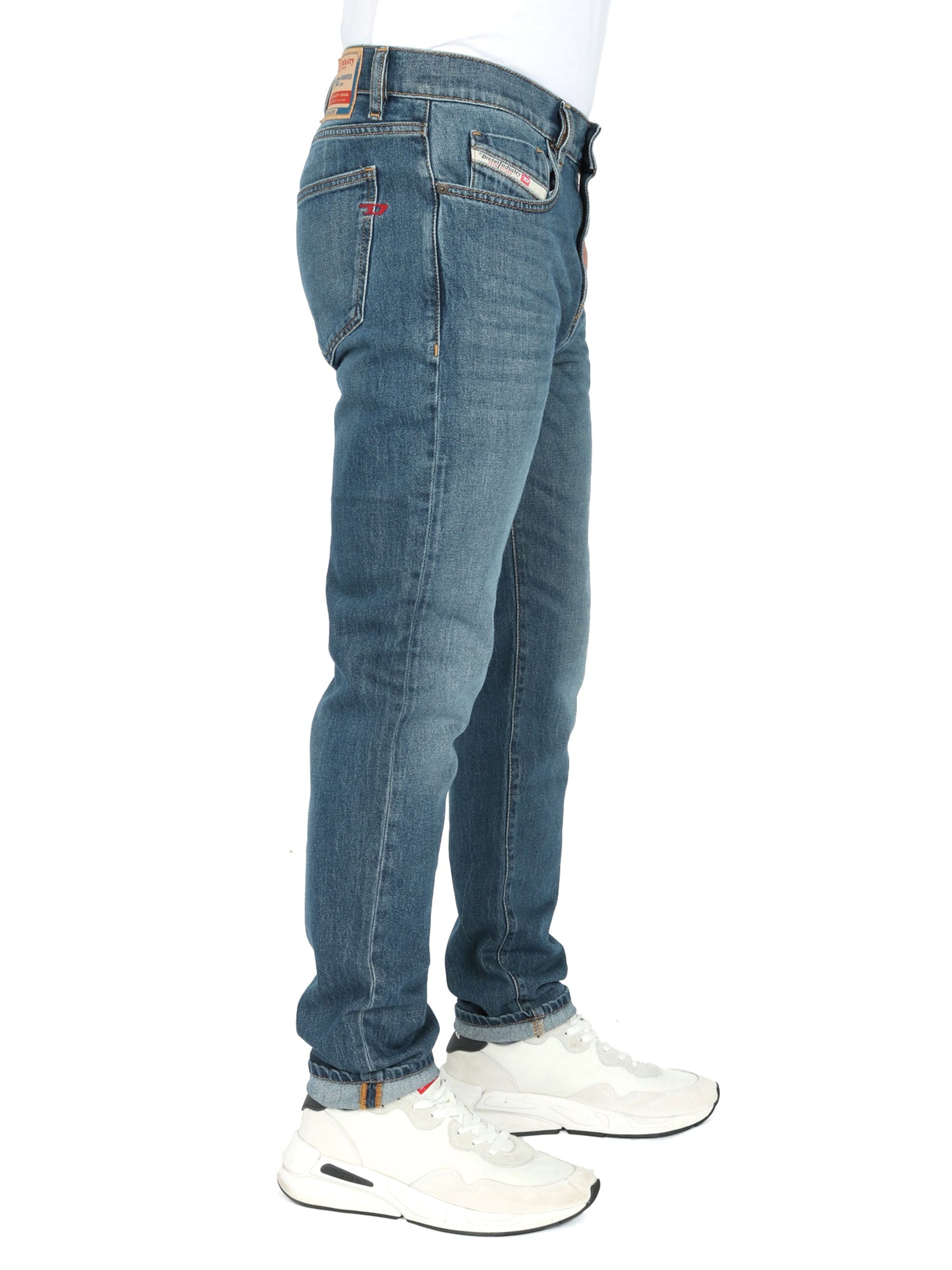 Coupe slim Jean 'D-STRUKT' DIESEL en bleu