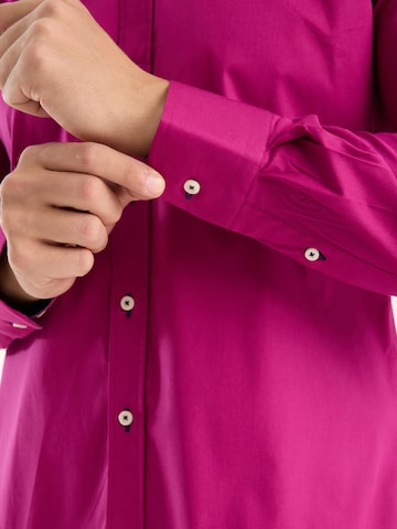 Slim fit Camicia 'Donatello Iconic Poplin Stretch Man Shirt Red' di 7Camicie in lilla