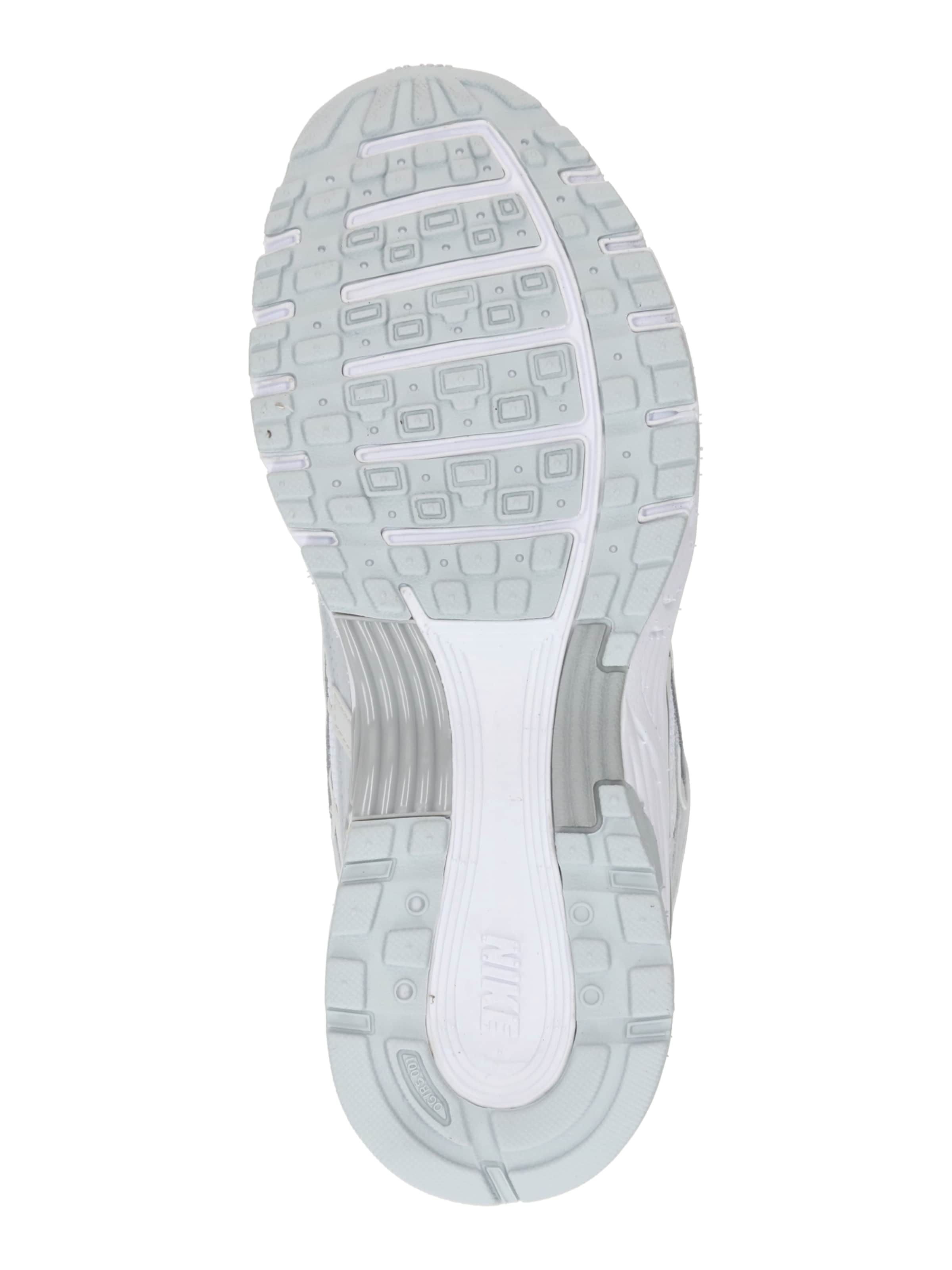 Nike Sportswear Nízke tenisky 'P-6000' - Biela