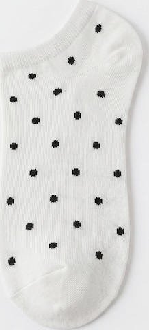 Millo Socken 'Happy Dots' in Weiß: Vorderseite
