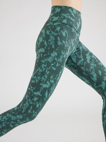 NIKE Skinny Sportovní kalhoty 'ONE' – zelená