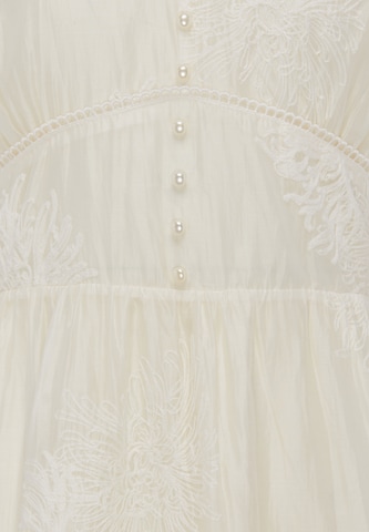 Usha Jurk in Beige