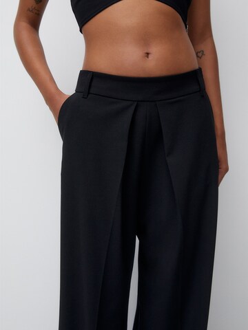 Pull&Bear Wide Leg Hose in Schwarz