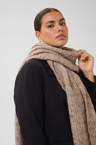 KAFFE CURVE Sjaal in Beige