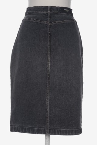 Weekend Max Mara Skirt in XS in Grey