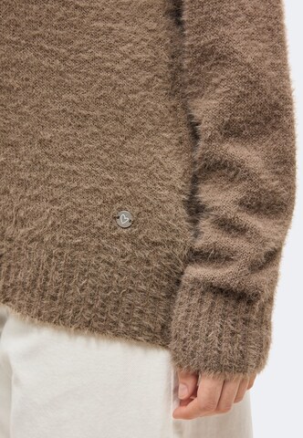 Pull-over 'Al44ida' ZABAIONE en marron : devant