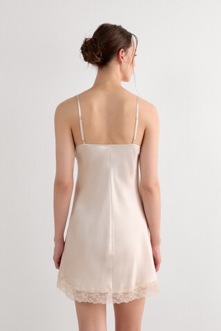 INTIMISSIMI Crotchless Lingerie in Pink