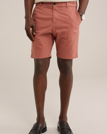 WE Fashion Regular Shorts in Braun