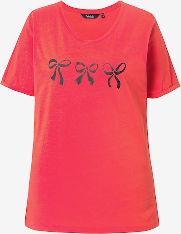 Tricou de la Ulla Popken pe roșu: față