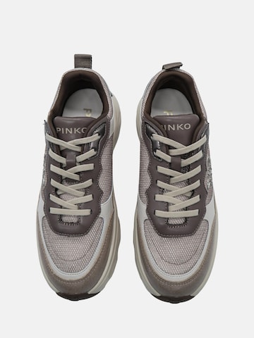 PINKO Sneakers laag 'PINKO PINK 09 SNEAKER CALF LEATHER/GLITTER Scarpe' in Beige
