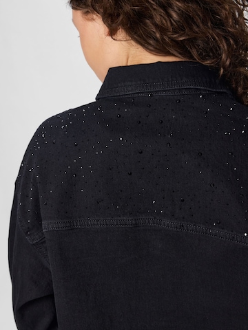 PIECES Regular Fit Jacke in Schwarz