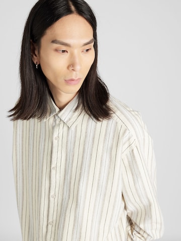 Comfort fit Camicia di TOPMAN in beige