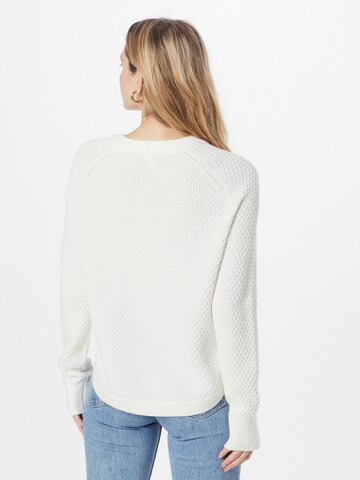 Pull-over QS en blanc